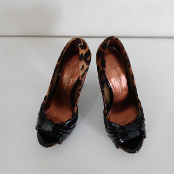 Jessica Simpson cheetah leopard heels - Picture 3 of 15